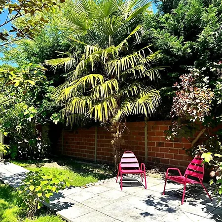 Maison Cosy Jardin & Terrasse 펜션 *